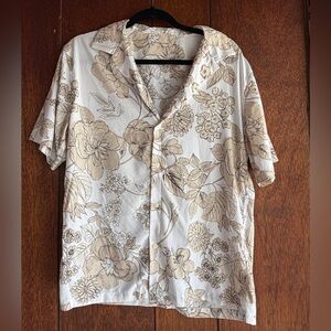Abercrombie & Fitch Floral Beige and White Flowy Floral Shirt Small